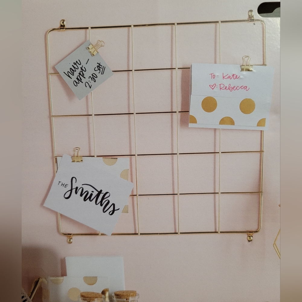 NWT Wall Organizer Gold like detail ✨️ - Picture 1 of 6